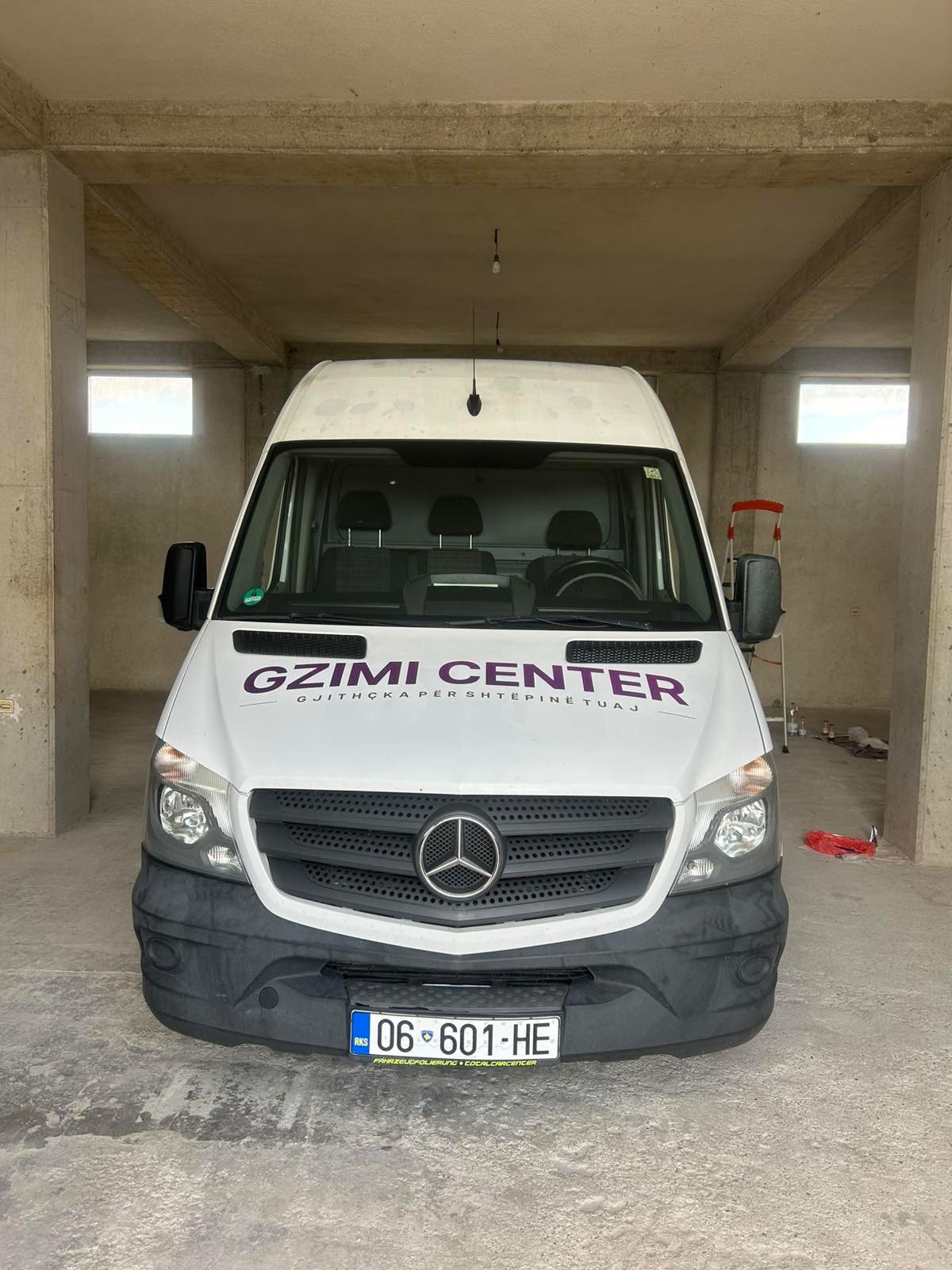 Pjesa e përparme e kamionit të veshur
